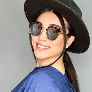  عکس دختر با عینک دودی اینستا